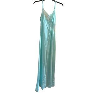 Vintage mint green Nylon Long Nightgown, Maxi slip dress  Lace Trim  XS USA sexy